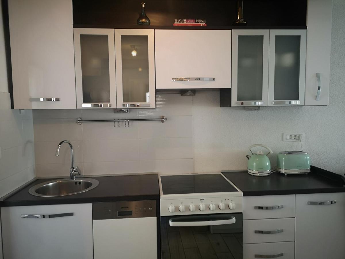 Mala Kuca Ispod Borova Villa Primošten Kültér fotó