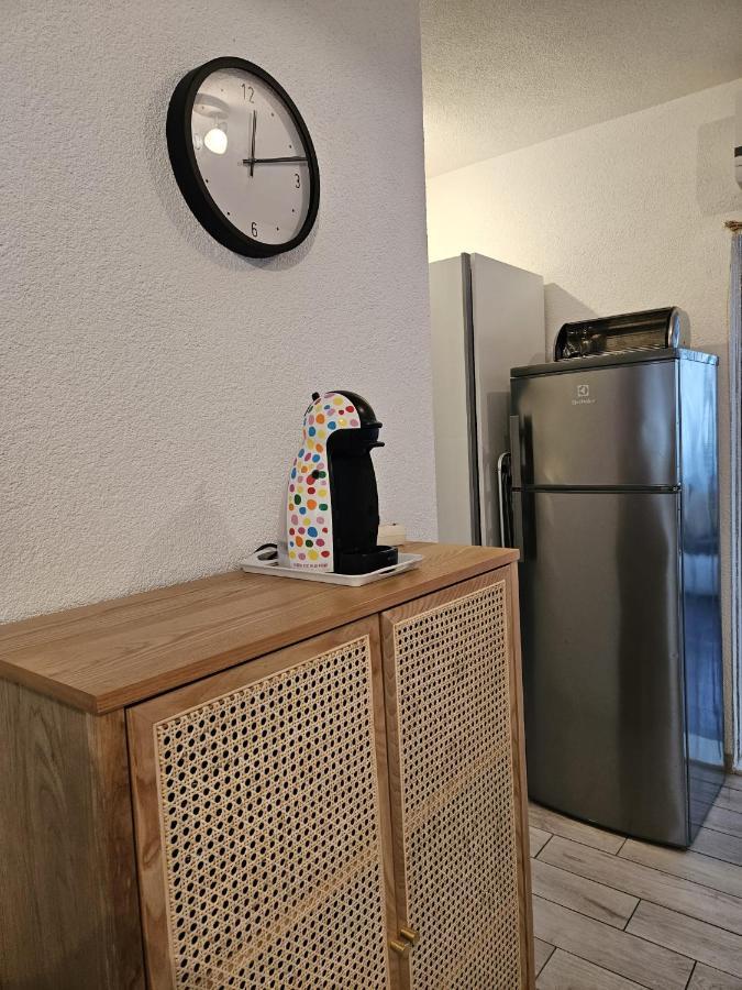 Mala Kuca Ispod Borova Villa Primošten Kültér fotó